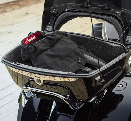 GENOEG OPBERGRUIMTE VOOR LANGE RITTEN